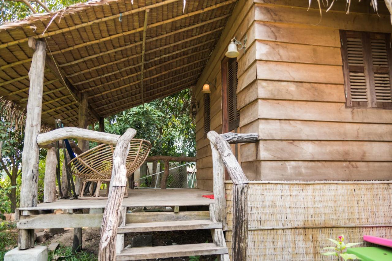 The Plantation Albergue Kampot Exterior foto